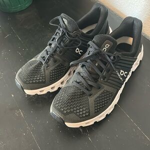 On Running Cloud Shoes